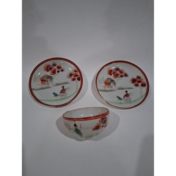 Vintage Kutani Teacut and Saucers - Picture 1 of 7